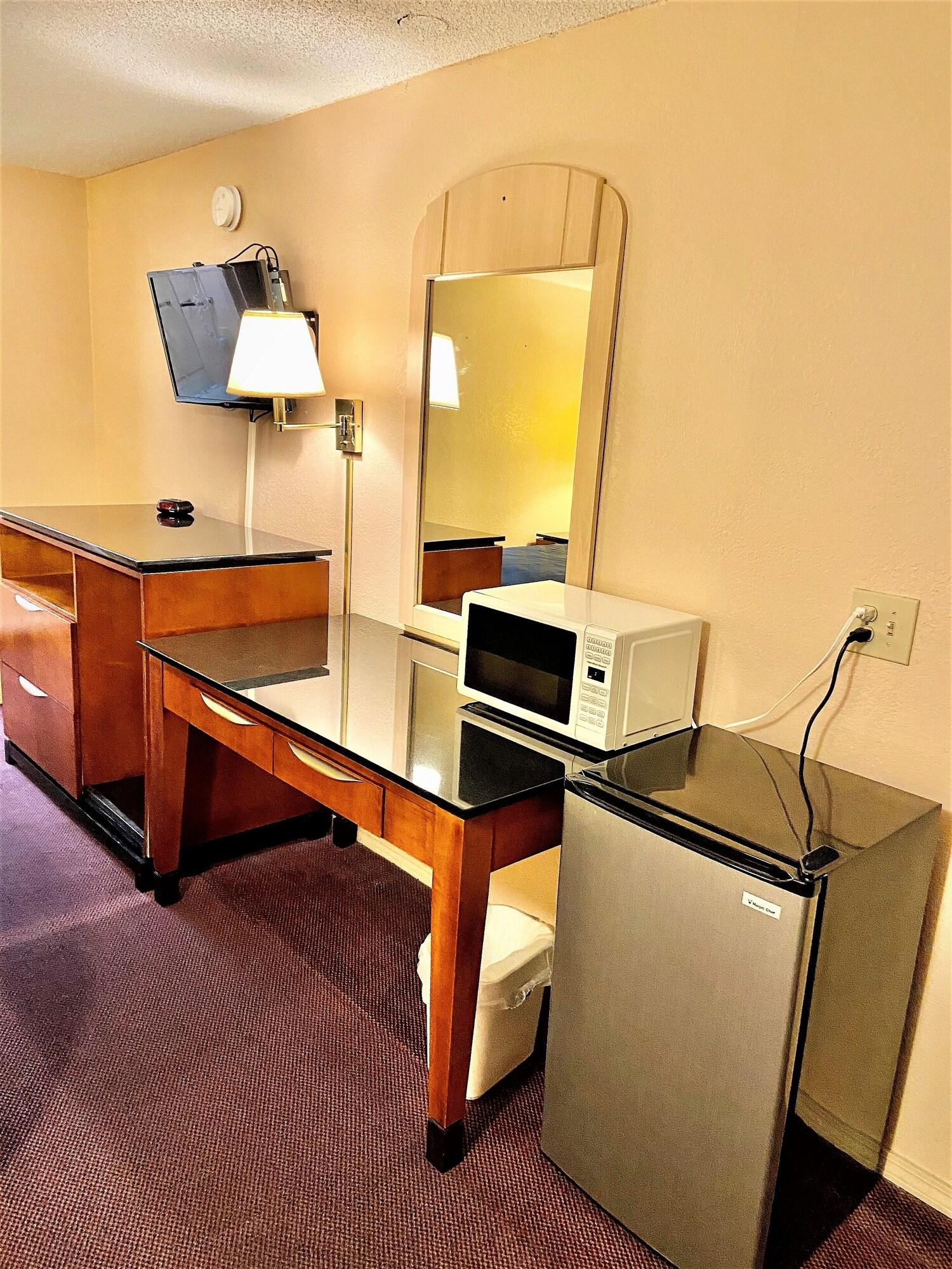 Rodeway Inn Findlay Buitenkant foto