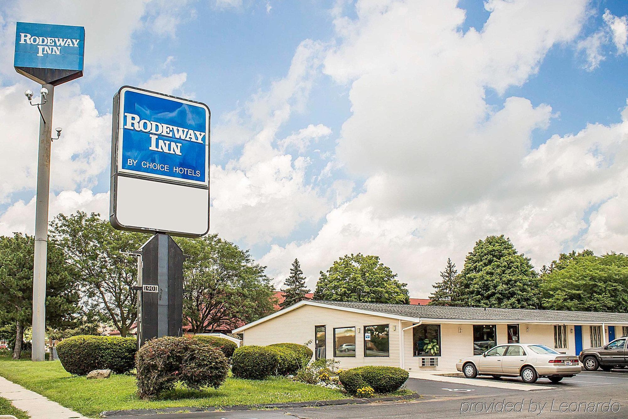 Rodeway Inn Findlay Buitenkant foto